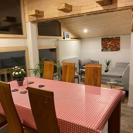 Chalet Baergstaeger ラウターブルンネン エクステリア 写真