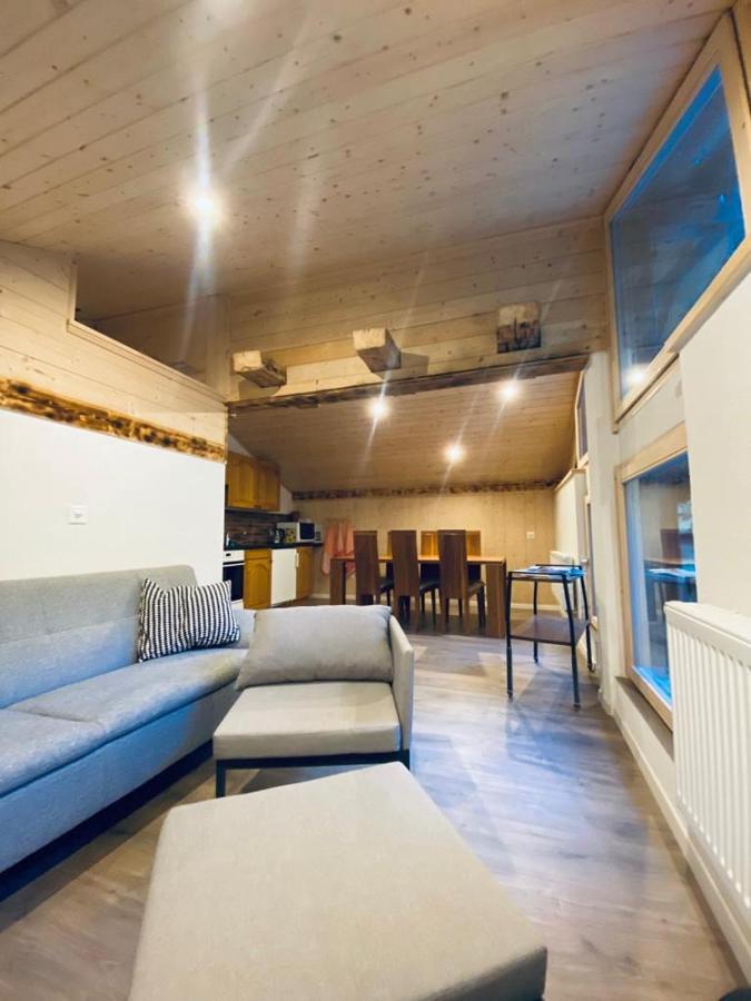 Chalet Baergstaeger ラウターブルンネン エクステリア 写真