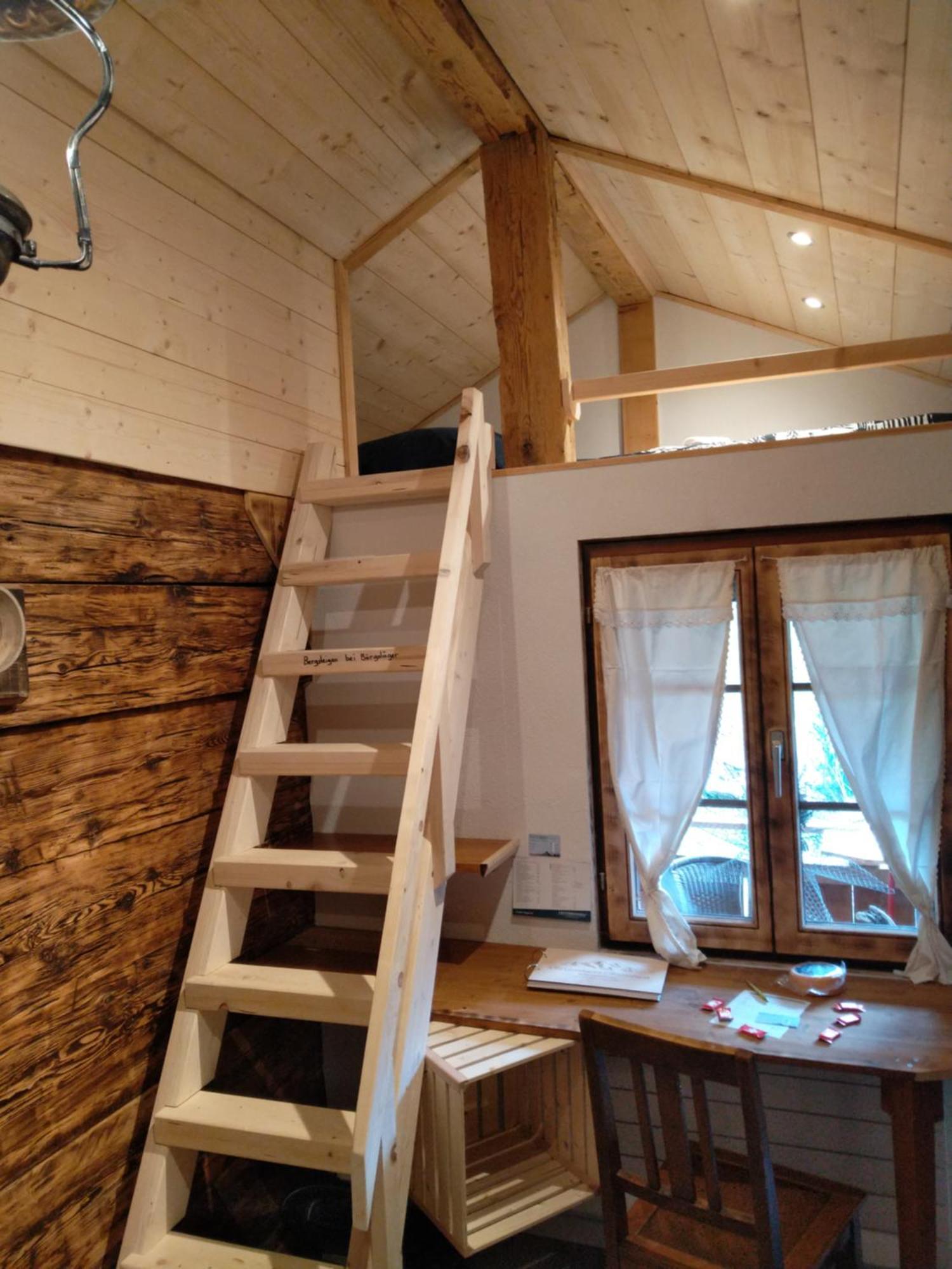 Chalet Baergstaeger ラウターブルンネン エクステリア 写真